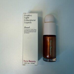 Rare Beauty by Selena Gomez  Positive Light Liquid Luminizer Highlight - Reveal